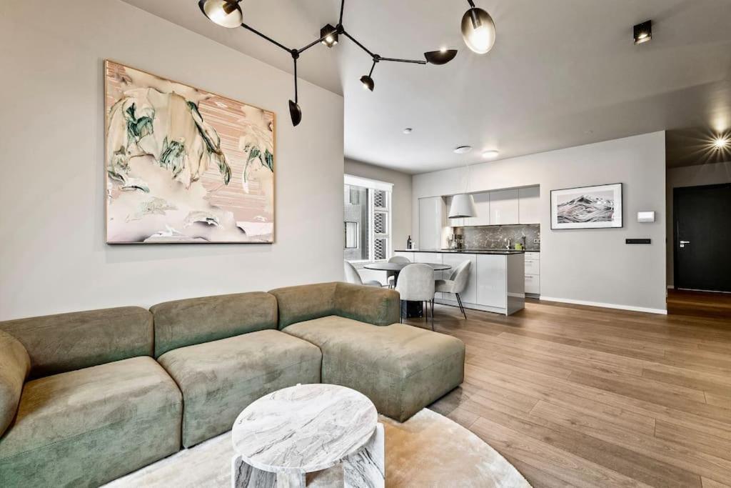 Private Lux 2Br & 2Ba City Center With Free Parking Reykjavík Kültér fotó
