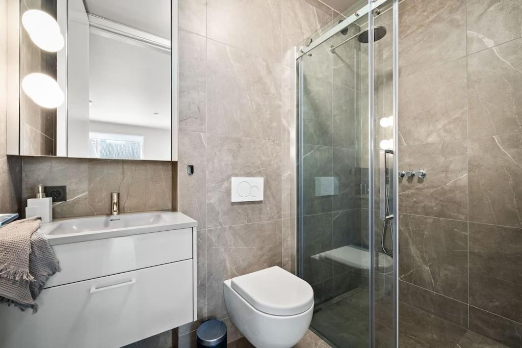 Private Lux 2Br & 2Ba City Center With Free Parking Reykjavík Kültér fotó