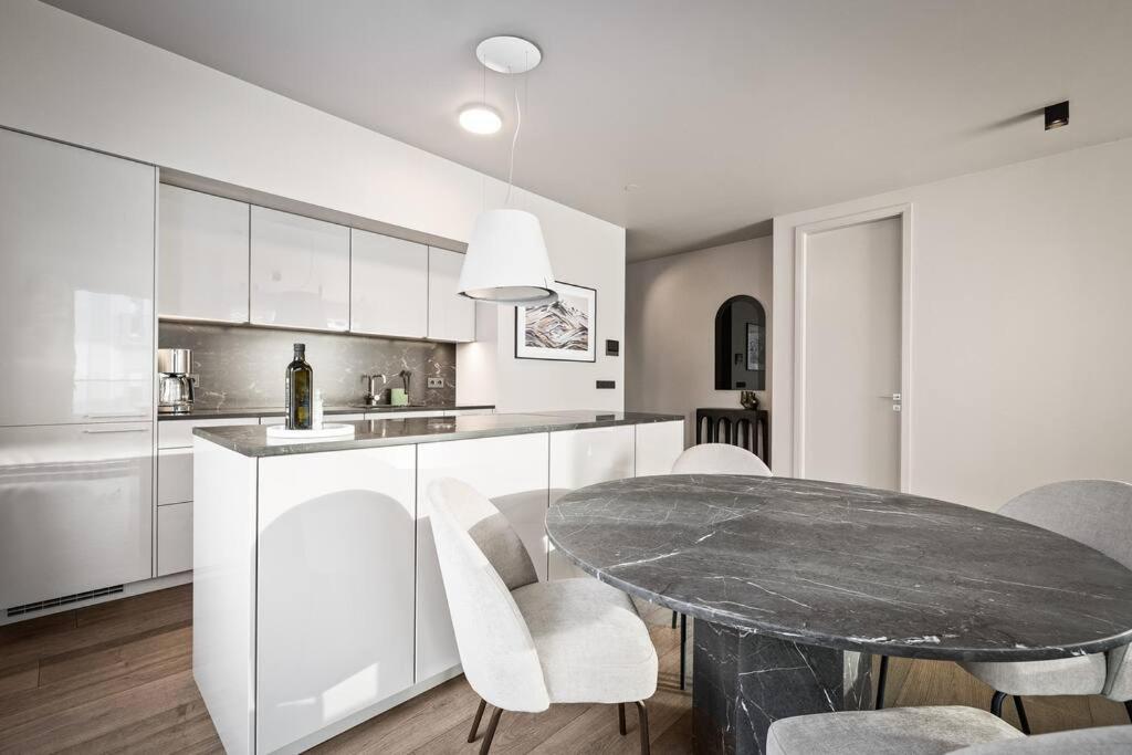 Private Lux 2Br & 2Ba City Center With Free Parking Reykjavík Kültér fotó
